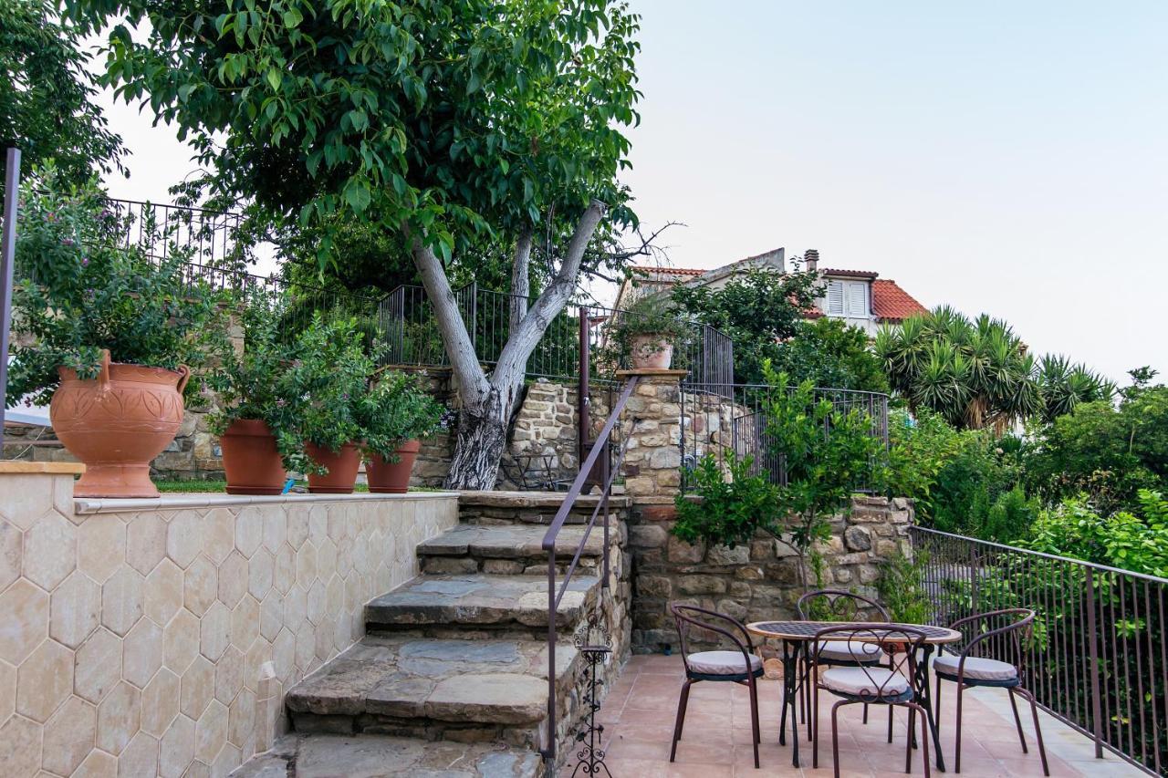 Palazzo Cantarella Stella Cilento Εξωτερικό φωτογραφία